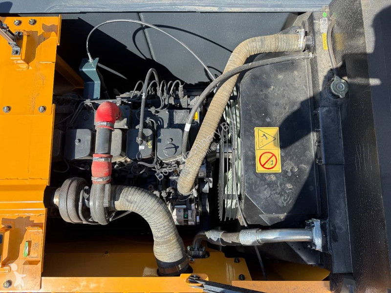 Excavator Hyundai R210 *2025 Model* - New /...