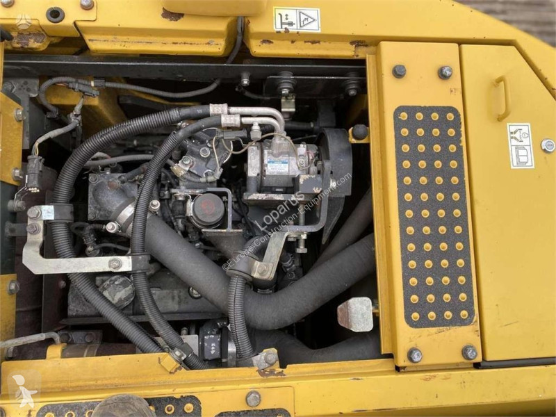 Escavadora Komatsu 138 US-8 BOGMASTER