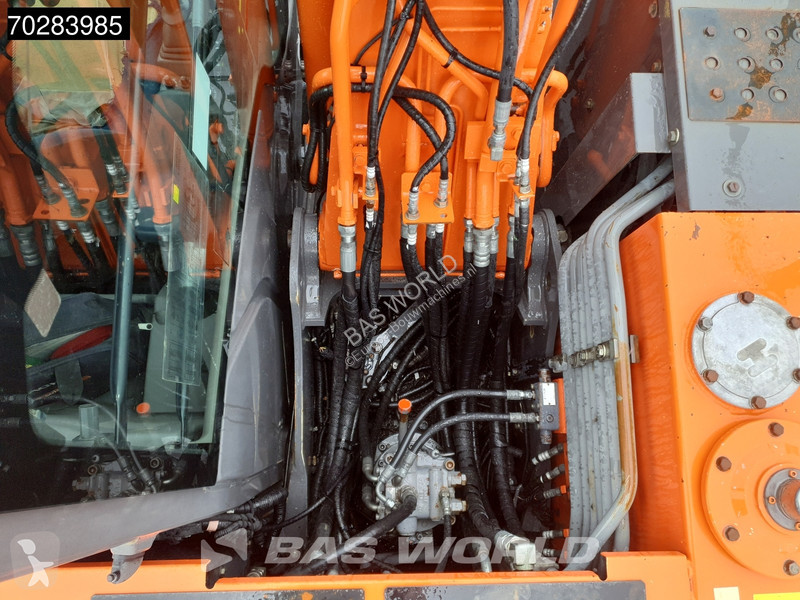 Escavadora Hitachi ZX140W -3 OUTRIGGERS - ROTOTILT