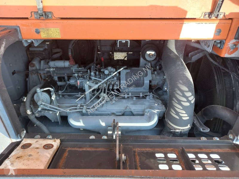Excavator Hitachi -5G (Abu Dhabi)