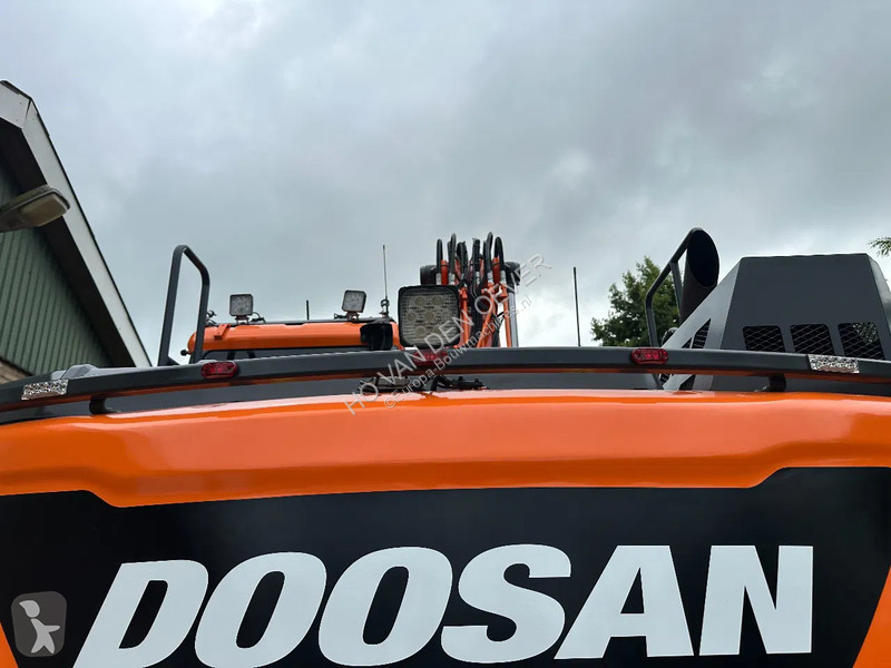 Excavator Doosan -5