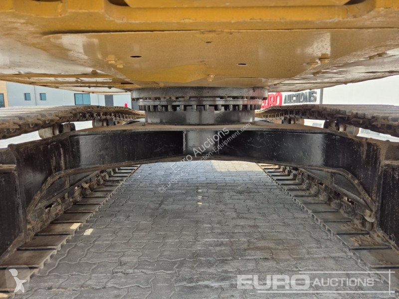 Excavator Caterpillar 3