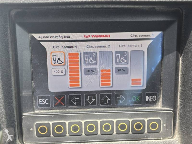Escavatore Yanmar B110W