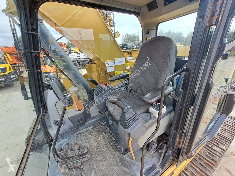 Lopatový nakládač Caterpillar LCR
