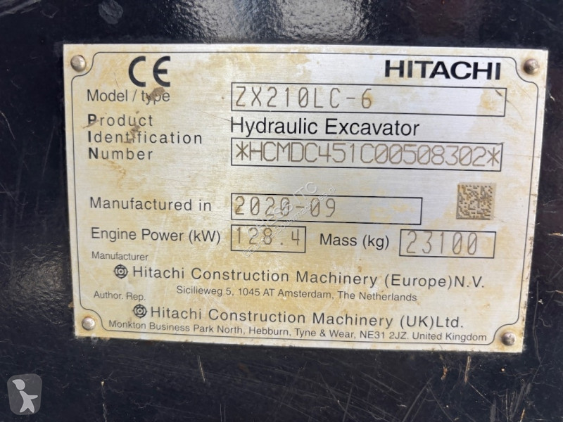Escavadora Hitachi LC-6