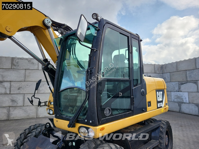 Excavator Caterpillar D