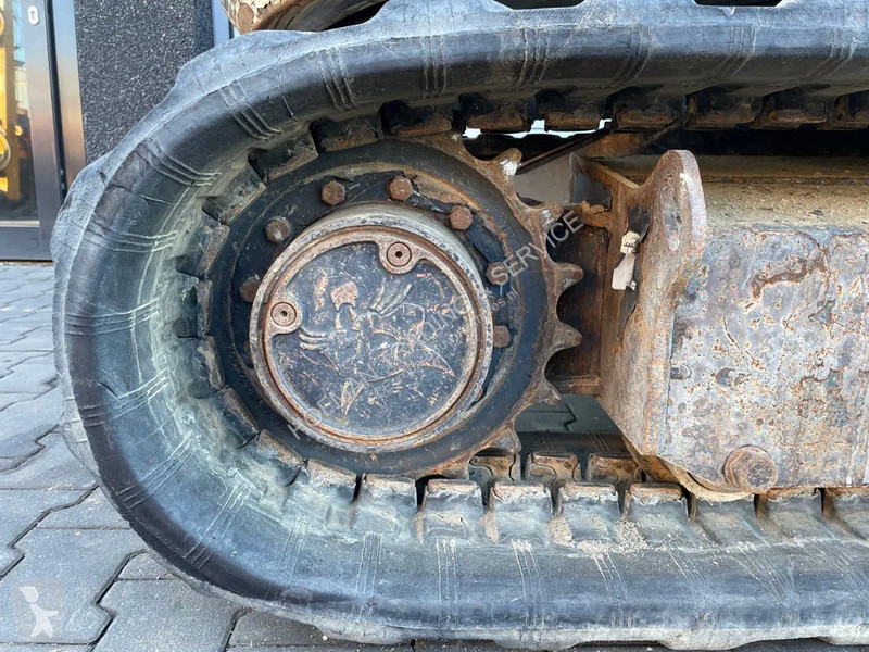 Escavadora Bobcat E55