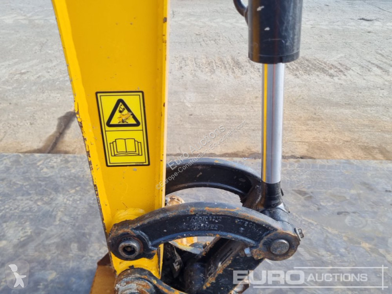 جرافة JCB 16C-1