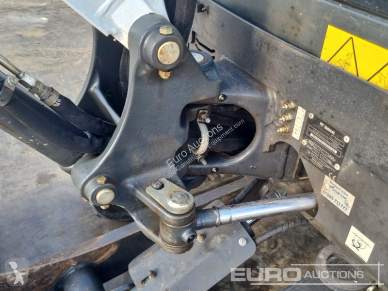 جرافة Bobcat E27Z