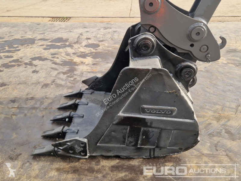 Graafmachine Volvo EC80D