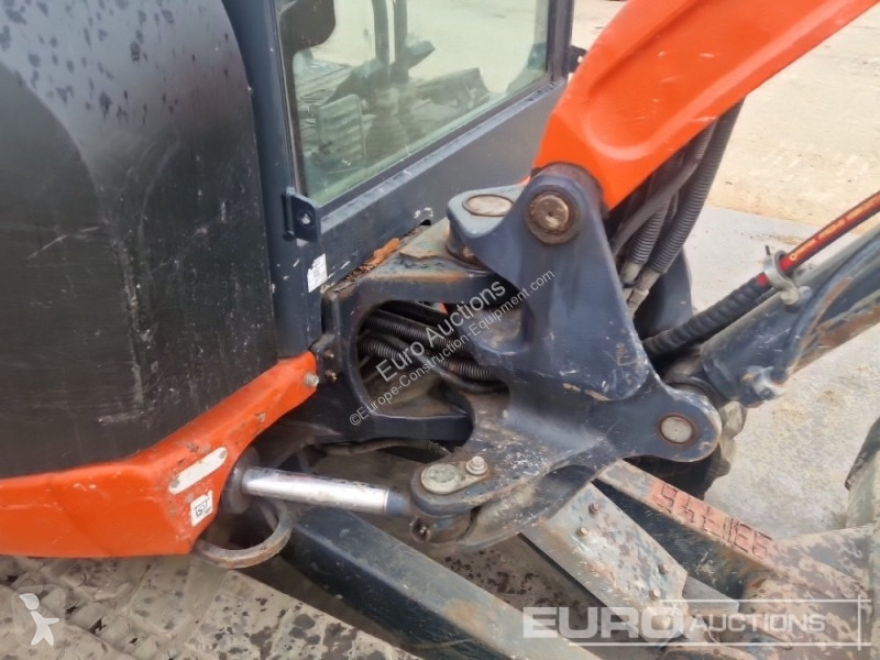 Escavadora Kubota U48-4
