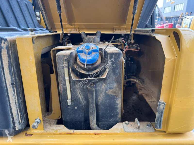 Graafmachine Caterpillar 323 07A
