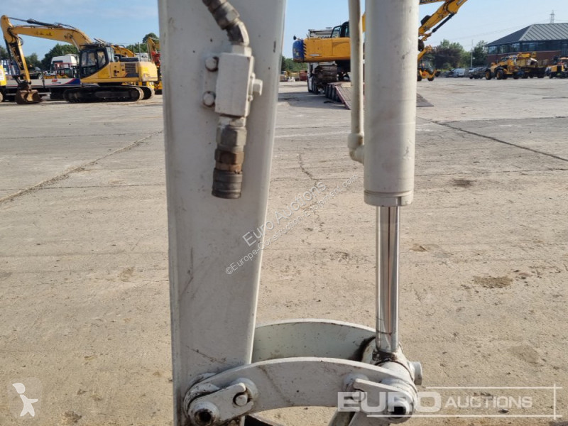 Escavatore Takeuchi