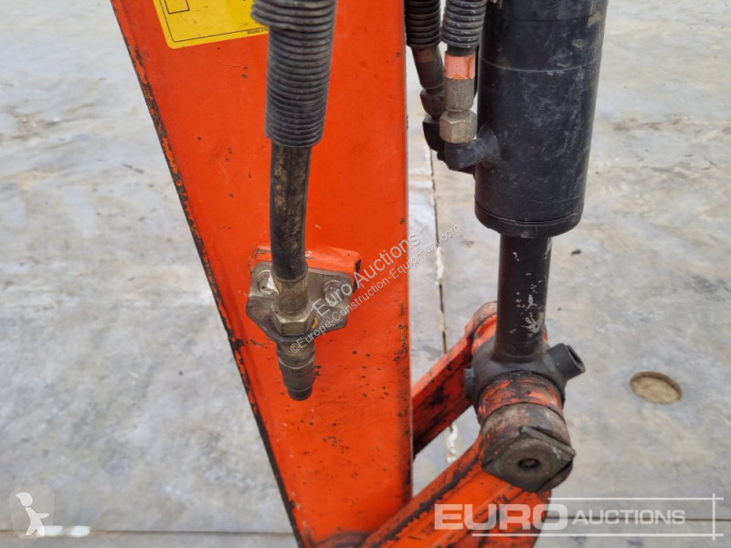 Escavadora Kubota KX027-4