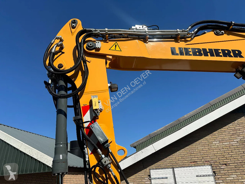 جرافة Liebherr A916