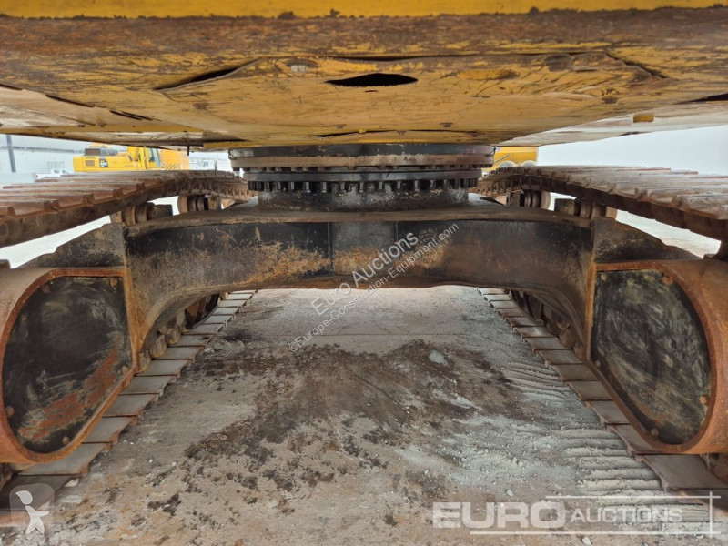 Escavatore Caterpillar 2