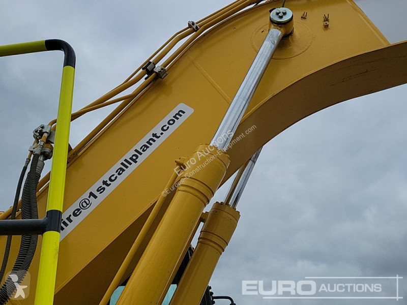 Excavator Komatsu -11E0