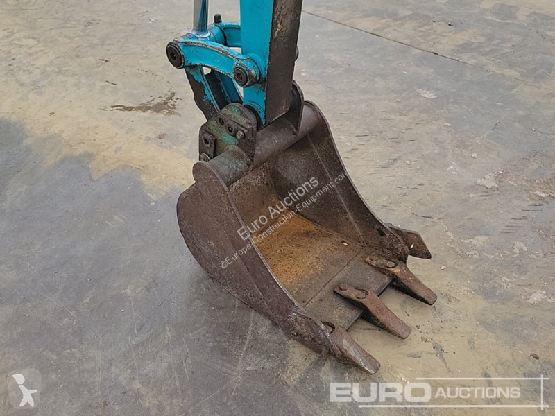 Escavatore Kubota K-020