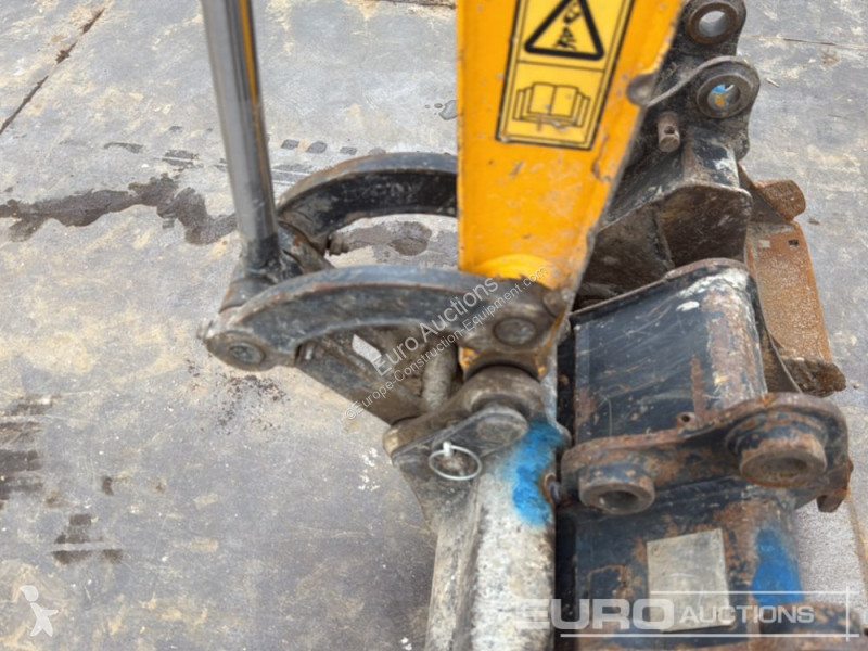 جرافة JCB 16C-1