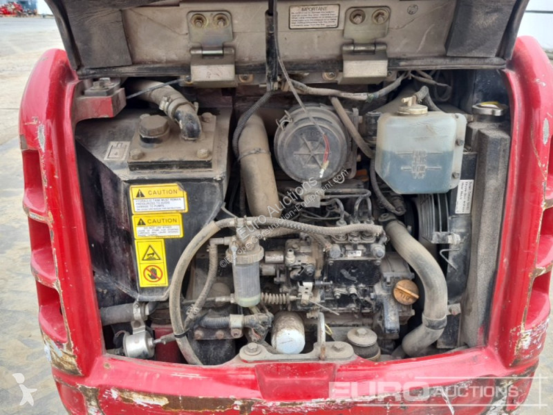 Escavadora Takeuchi TB216