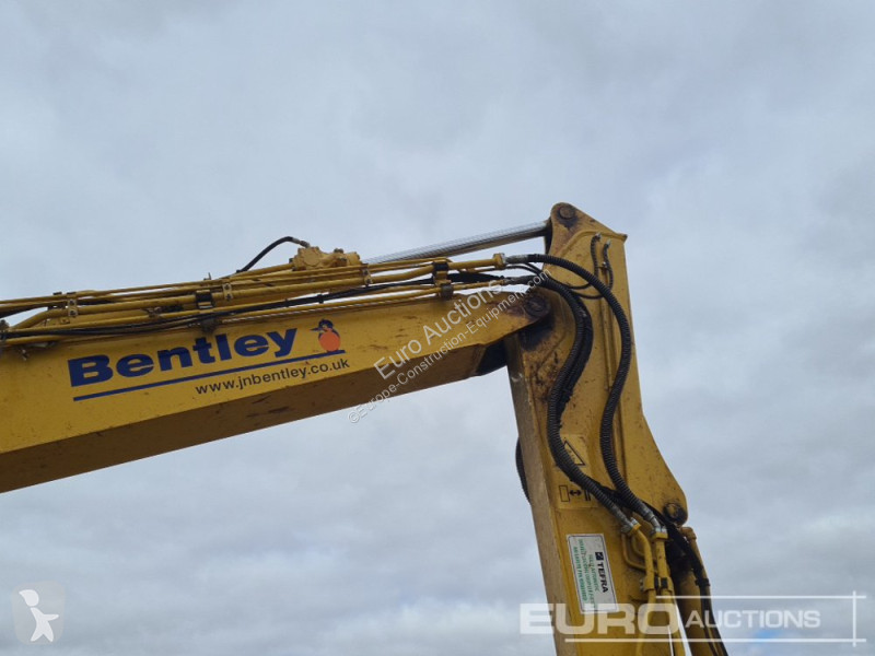 Escavatore Komatsu PC138US-11