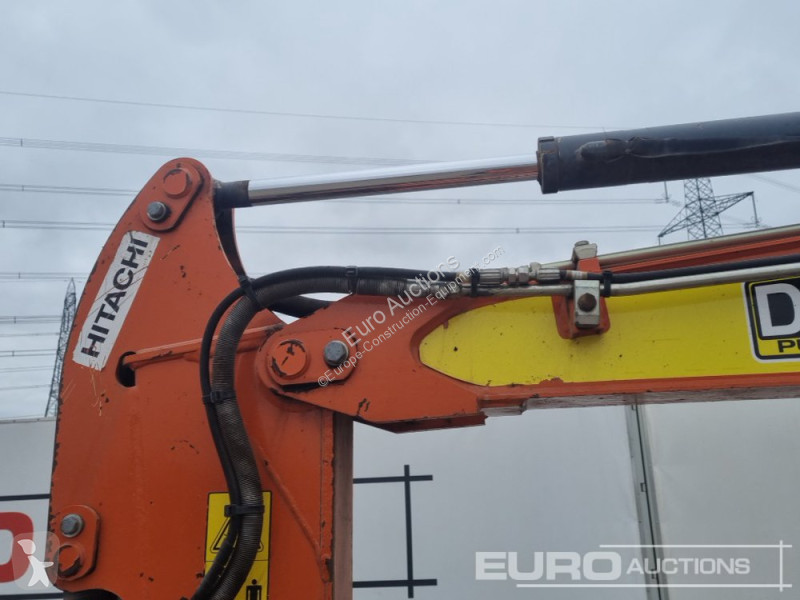 Excavadora Hitachi ZX26U-5A CLR