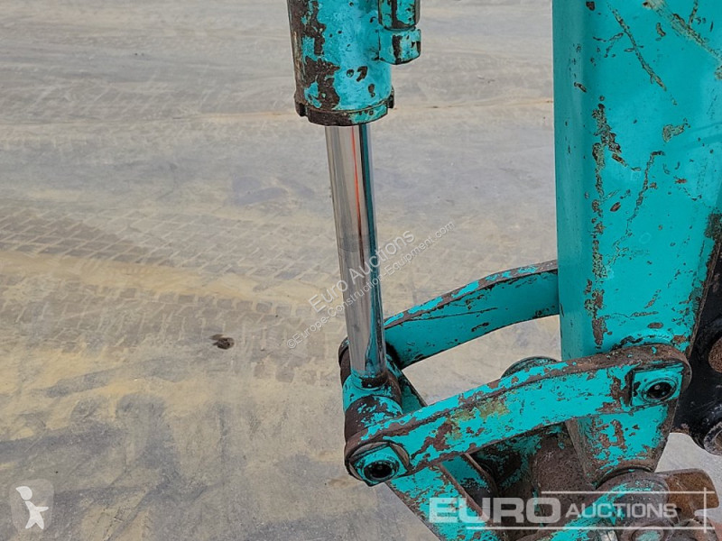 جرافة Yanmar B2U