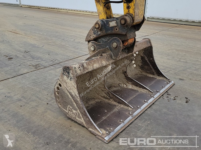 Escavatore Komatsu PC138US-11