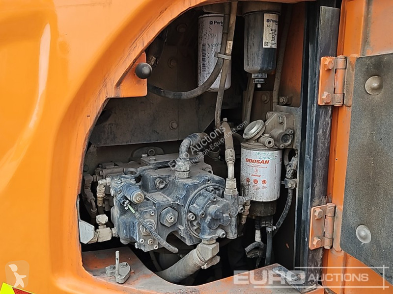 جرافة Doosan -5