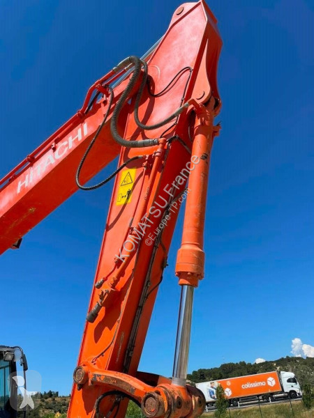 Excavadora Hitachi LC-5 B