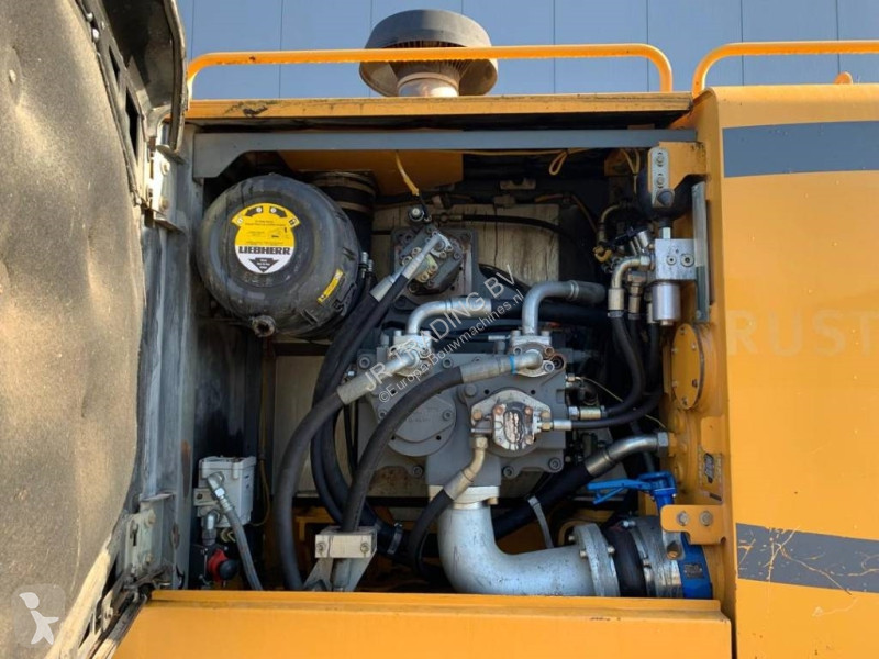 Excavadora Liebherr LC