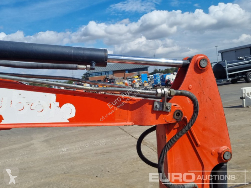Lopatový nakládač Kubota KX61-3