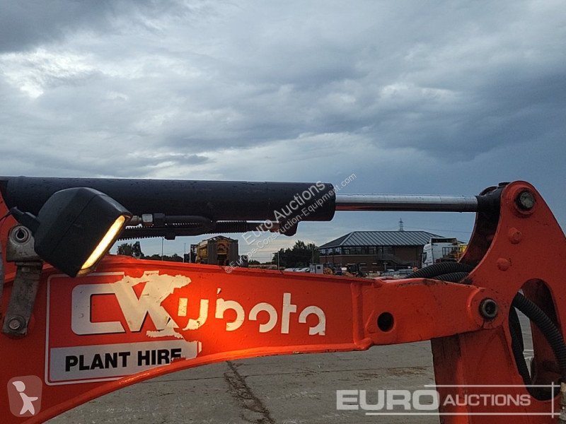 Lopatový nakládač Kubota KX015-4