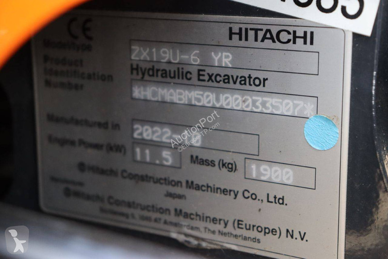 Escavadora Hitachi ZX19U-6 YR