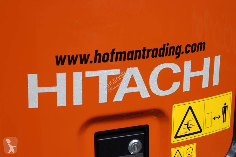 Escavadora Hitachi ZX38U-6 CLR