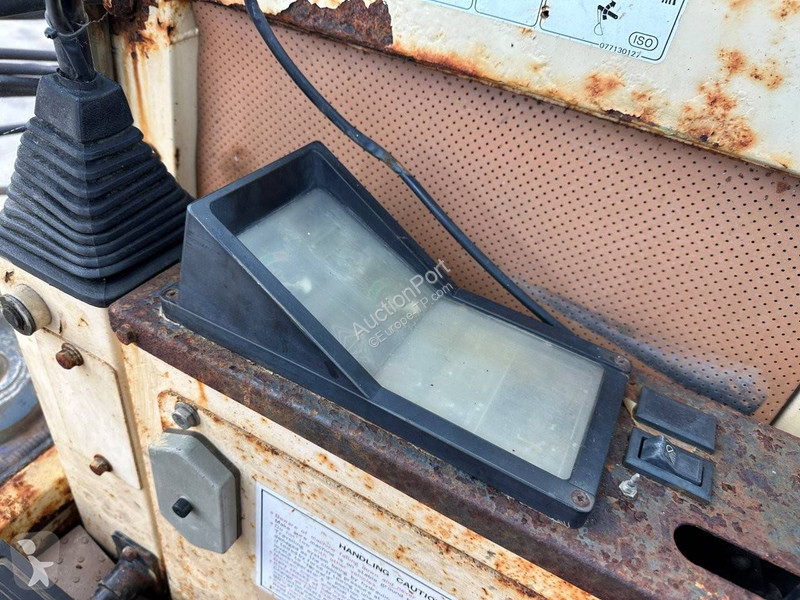 Excavator Nissan