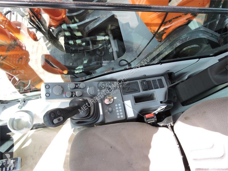 Excavadora Hitachi LC
