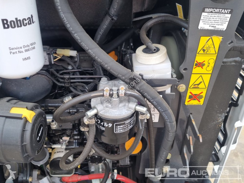 Lopatový nakládač Bobcat E19