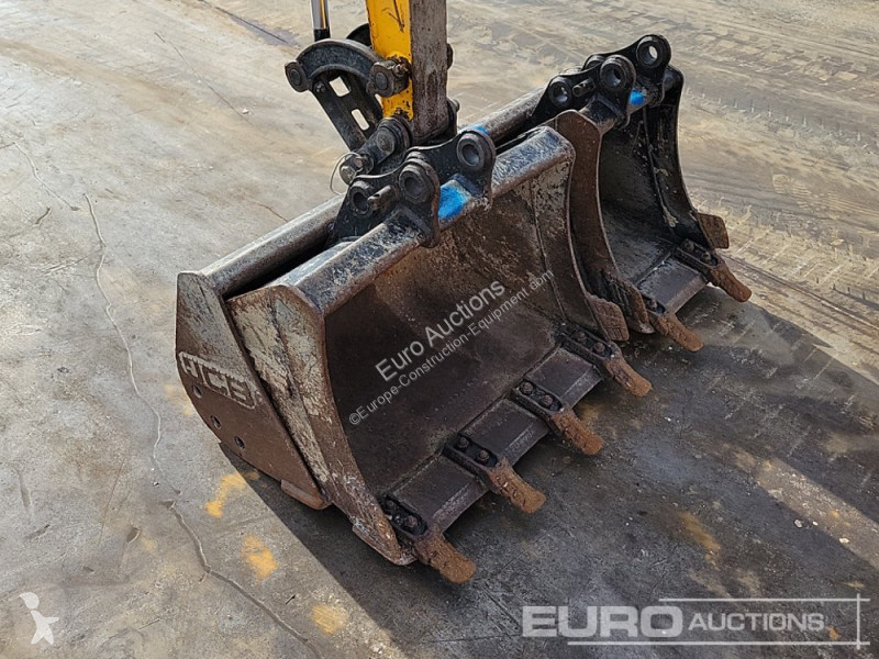 Excavator JCB 16C-1