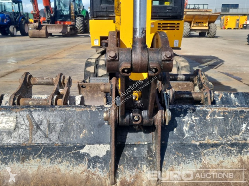 Excavator JCB 16C-1