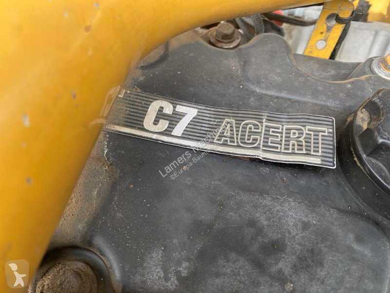 Graafmachine Caterpillar NVT