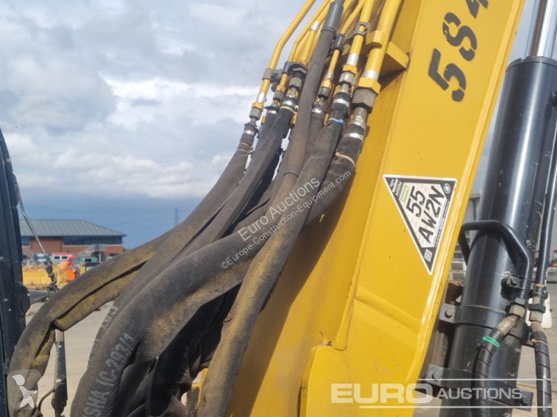 Excavator Caterpillar R