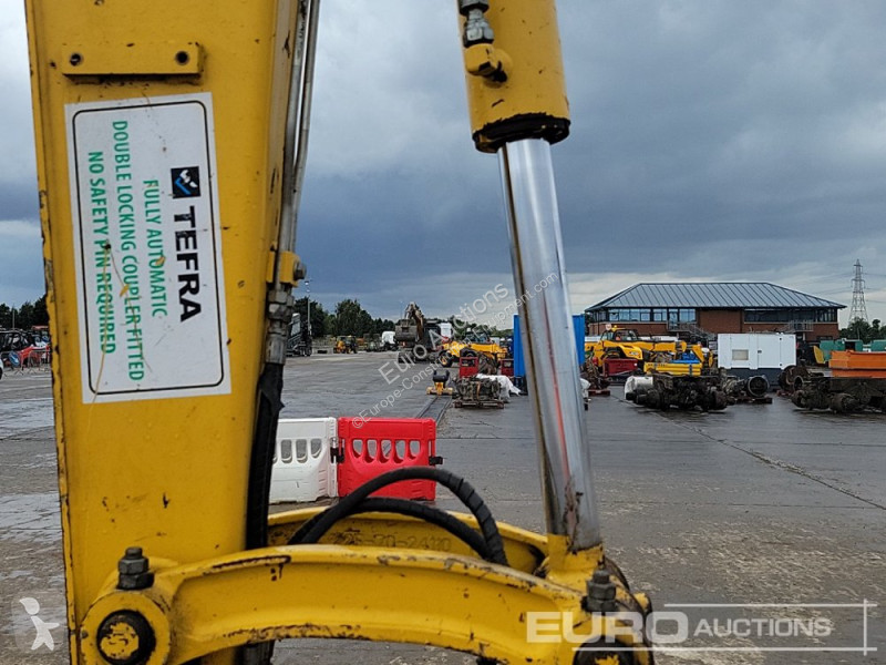 Escavatore Komatsu PC80MR-5
