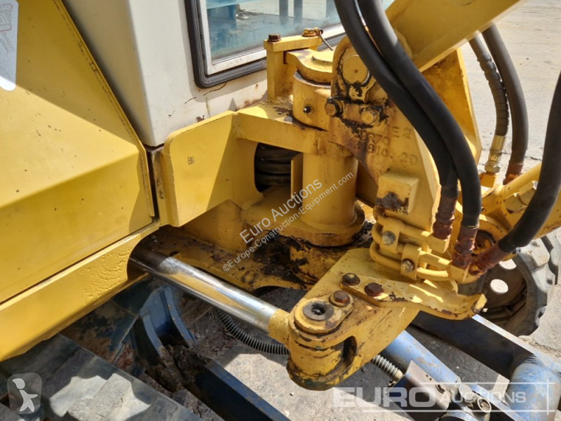 Excavator Komatsu -6
