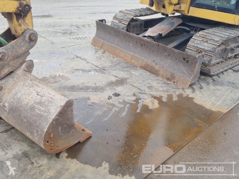 Escavatore Caterpillar R