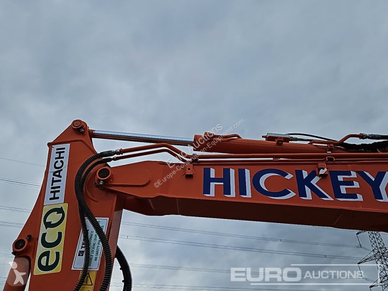 Escavatore Hitachi B-6