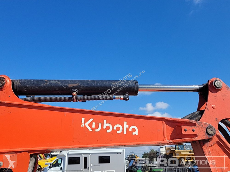Excavadora Kubota U27-4