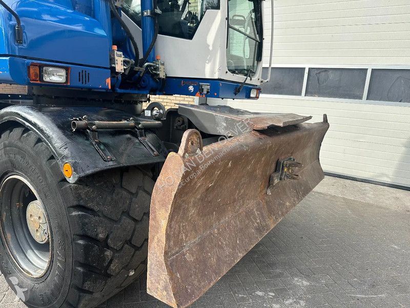 Excavadora Volvo