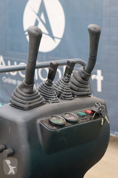 Escavadora  Q13 Power+