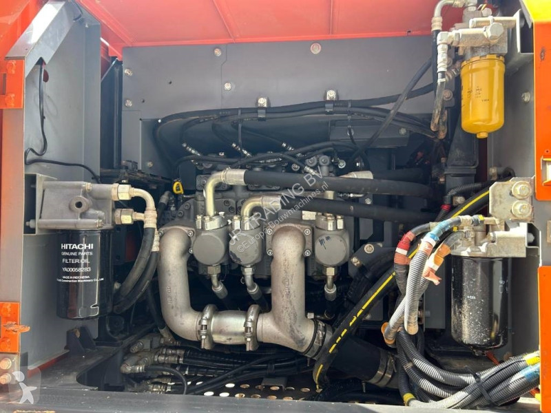 Escavadora Hitachi LC-6 (GPS Prepared)
